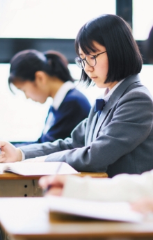 建学の精神